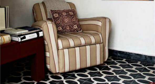 13 образцов черно-белой плитки