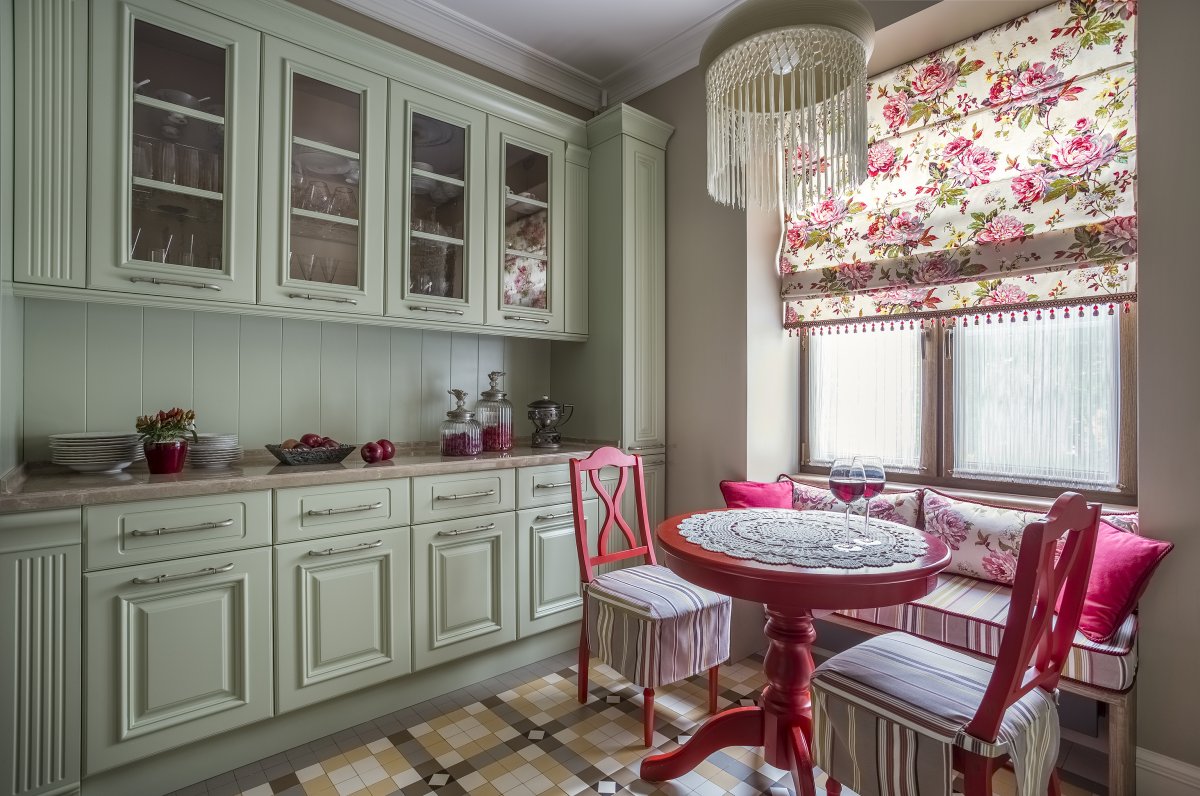 Метлахская плитка Winckelmans в "сталинке"