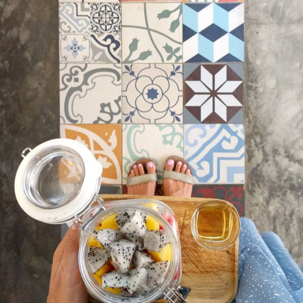 Встречаем майские ярко: скидка 15% на цемент и керамогранит под цемент