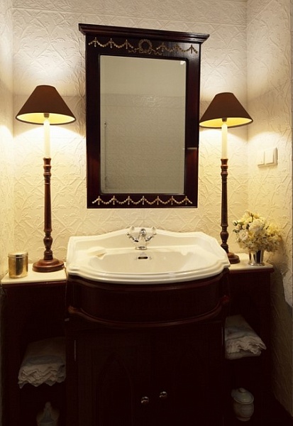 Зримый объем. Рельефная плитка для стен в классическом интерьере ванной комнаты