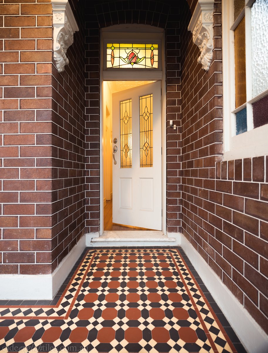heritage_tiles_and_tuck_pointed_home_3_1200x1200.jpg